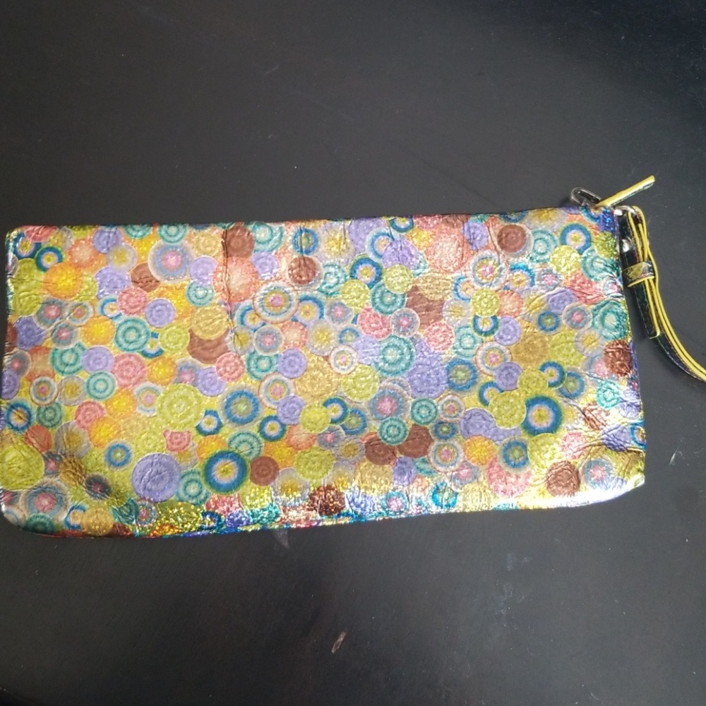 Lodis wristlet